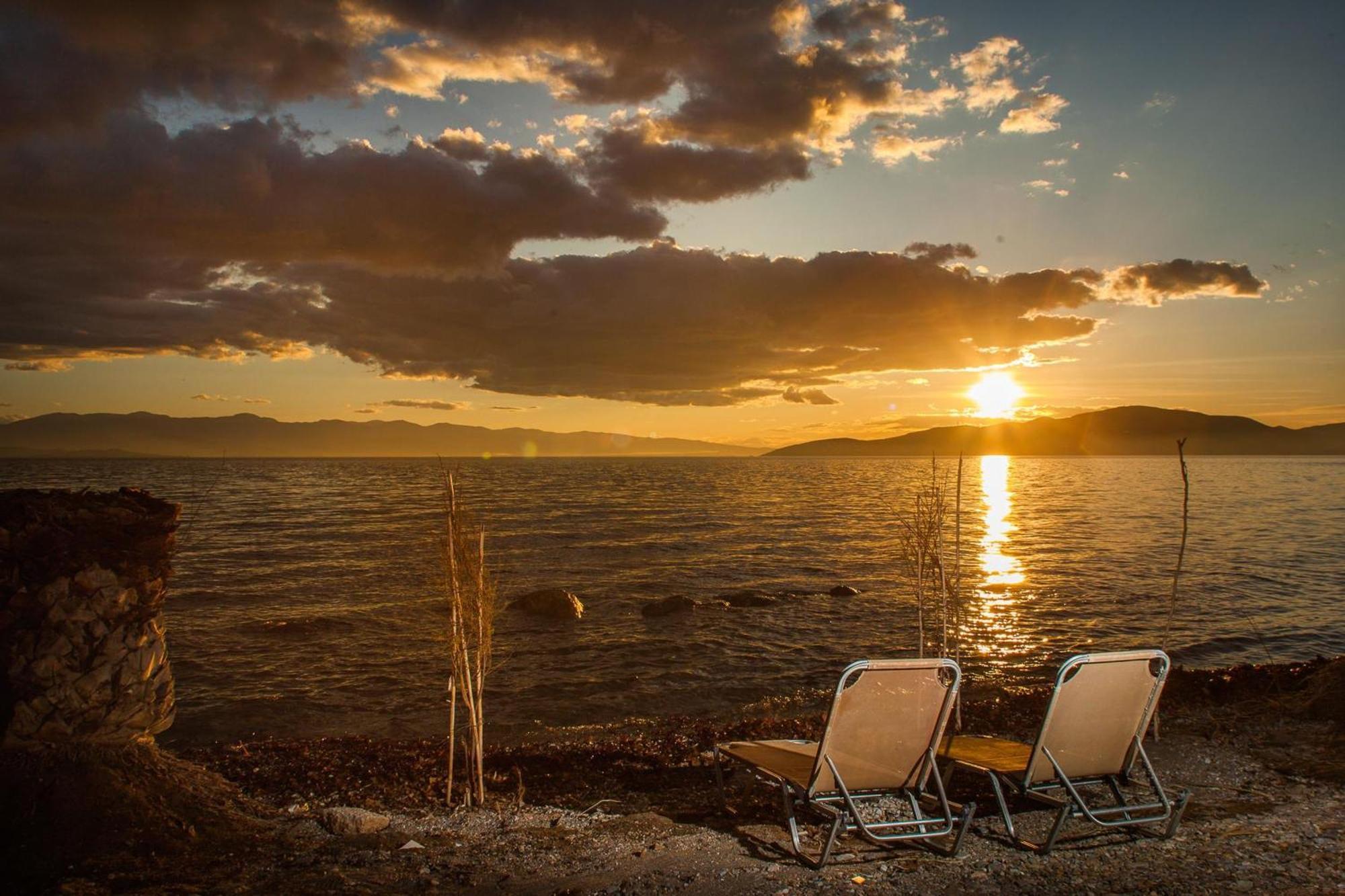 Karnagio Seafront In Agria Villa Kato Lekhonia Luaran gambar
