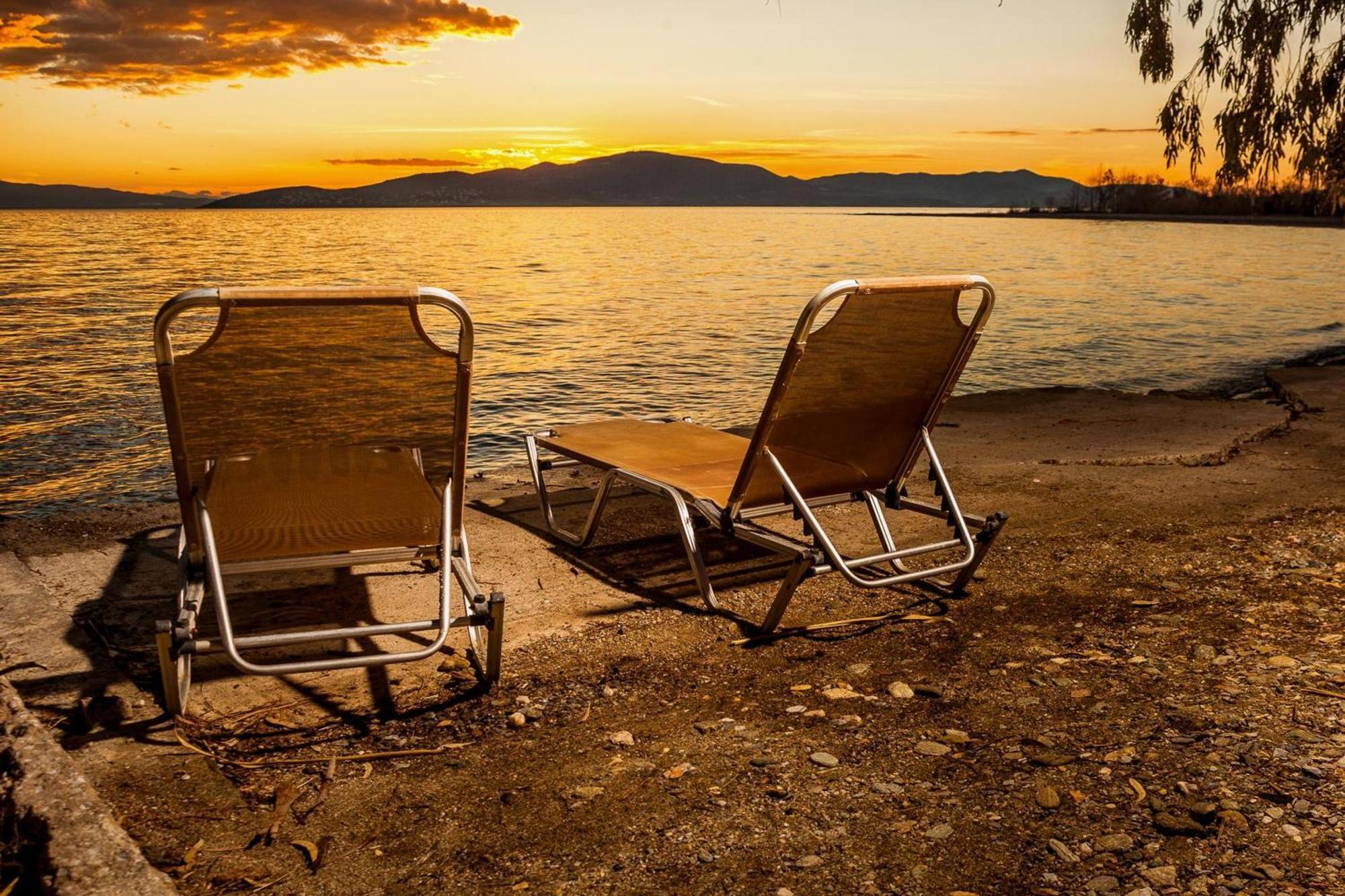 Karnagio Seafront In Agria Villa Kato Lekhonia Luaran gambar